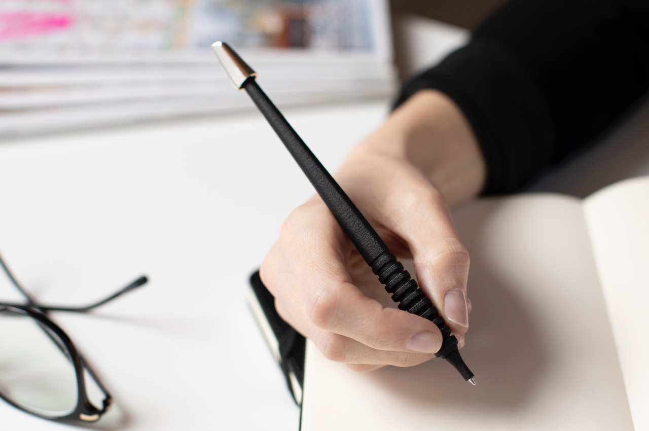 #This gold-capped 3D printed pen’s unique design is making sustainability sexy