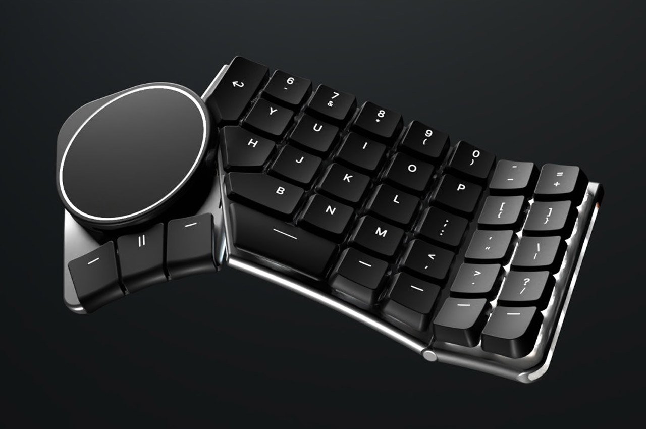 #Customizable spilt keyboard with a mousepad, joystick, and 3D navigator onboard declutters your desk beyond expectation