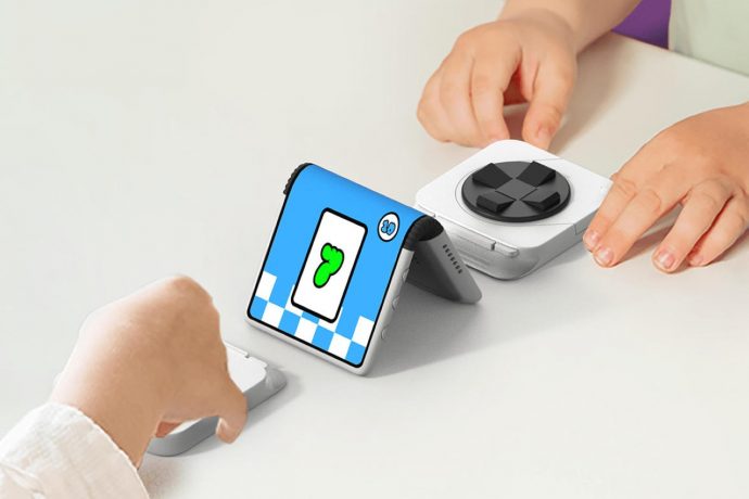 Move over, Nintendo Switch – this gaming console concept comes with joy-cons AND a folding display