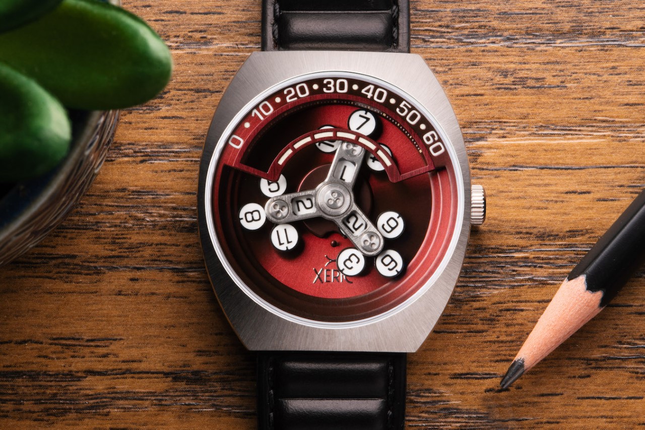 #Gorgeous wandering-hour wristwatch looks like a Christmas ornament that tells time