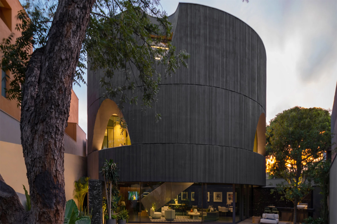#This cyclindrical concrete home in Mexico is inspired by the double conditions of castles