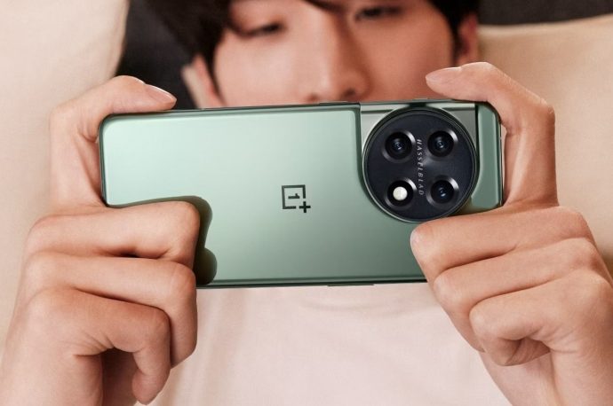 OnePlus 11 phone is coming next week with an eye patch camera design