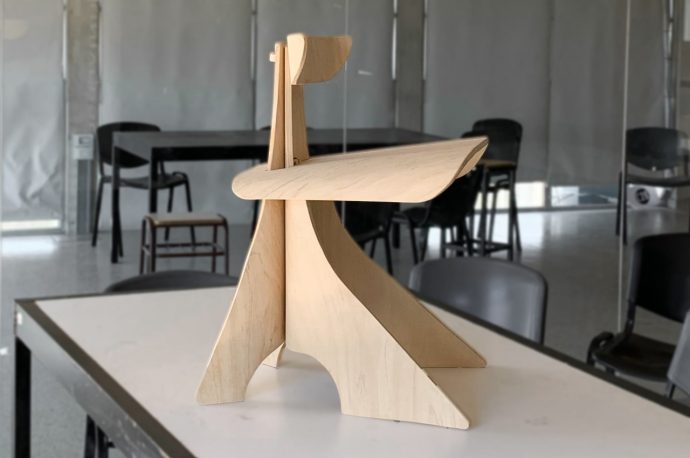 This ready-to-assemble chair brings a distinctive look to your dining room