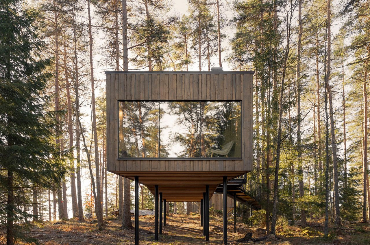 #These Swedish forest hotel suites are wooden tiny cabins raised on steel stilts