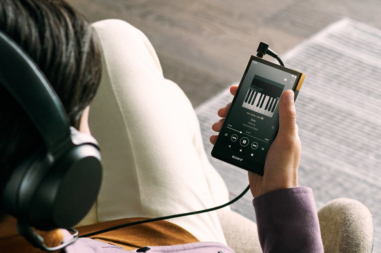 Sony Walkman NW-A306 is for those who love high-quality audio streaming at affordable price