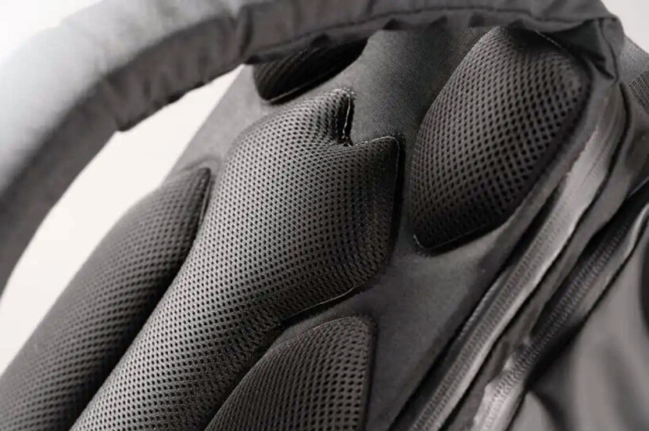 This backpack deploys into an airbag to keep the cyclists safe from injury