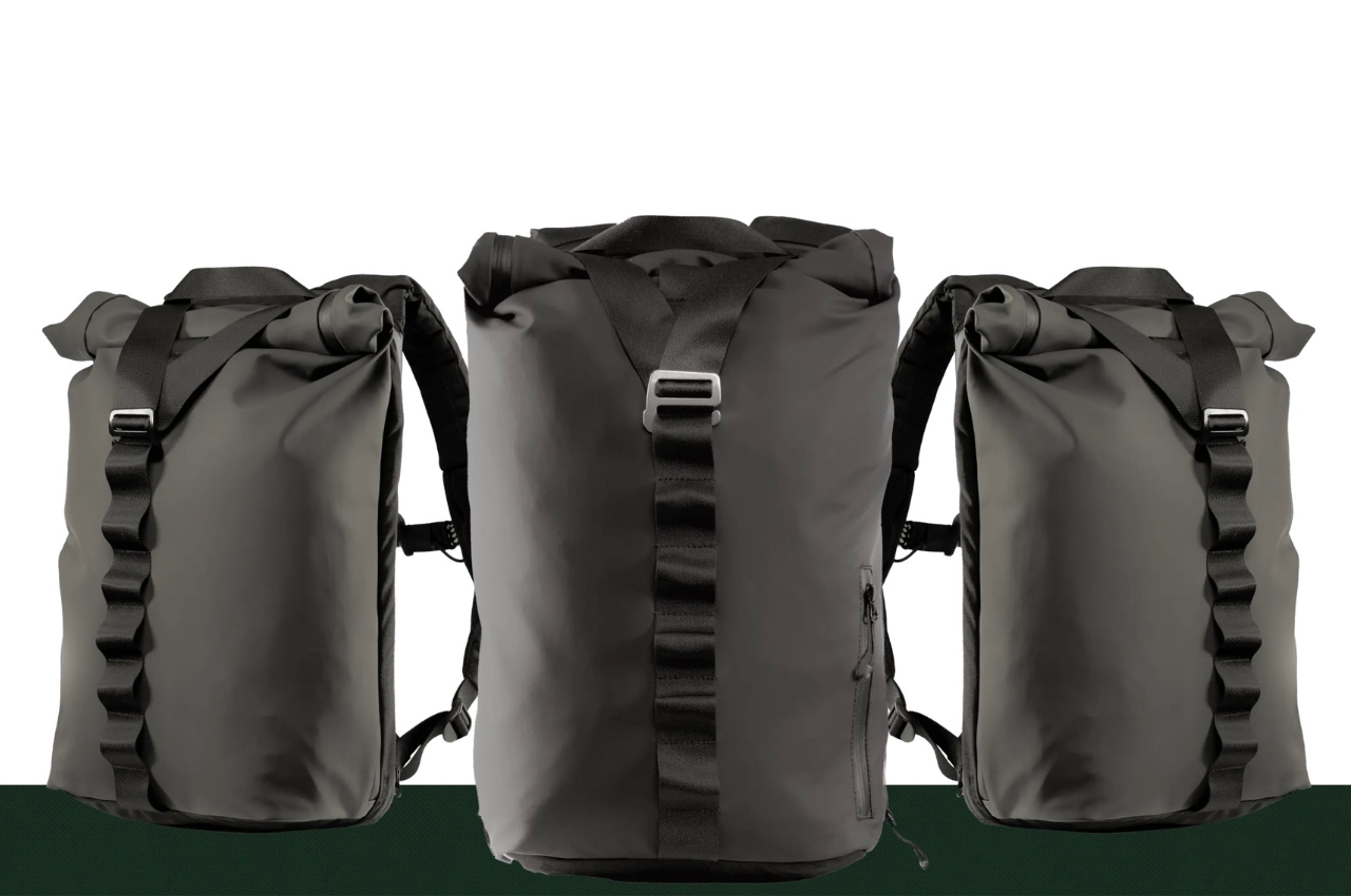 This backpack deploys into an airbag to keep the cyclists safe from injury
