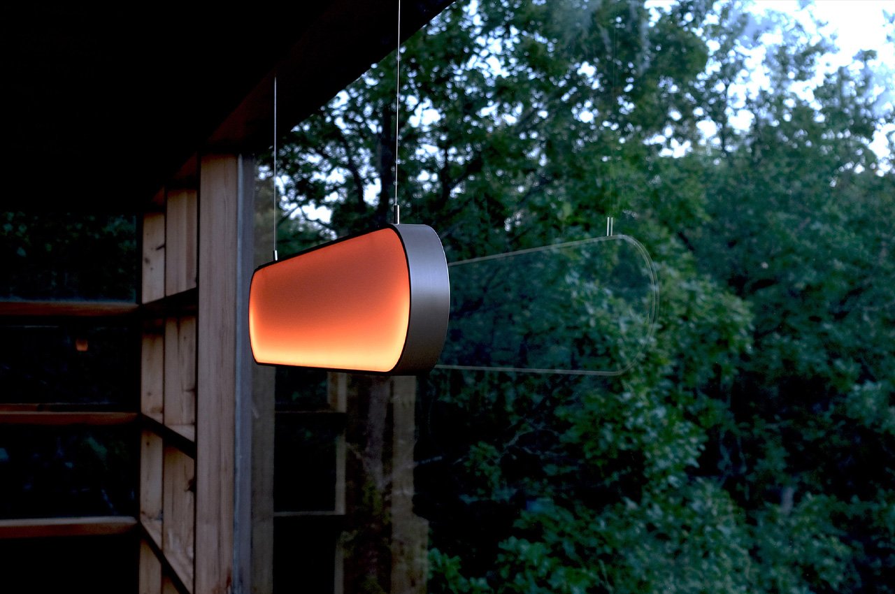 #This sunlight-mimicking lamp harvests solar energy by day to light up your home at night