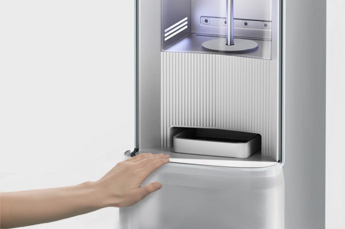 This reusable tissue cleaner concept offers a solution to wet wipes pollution