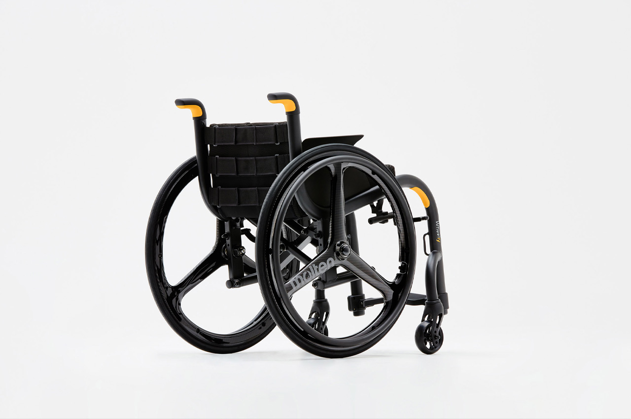 This foldable wheelchair with yellow accents was designed to blend in with the city