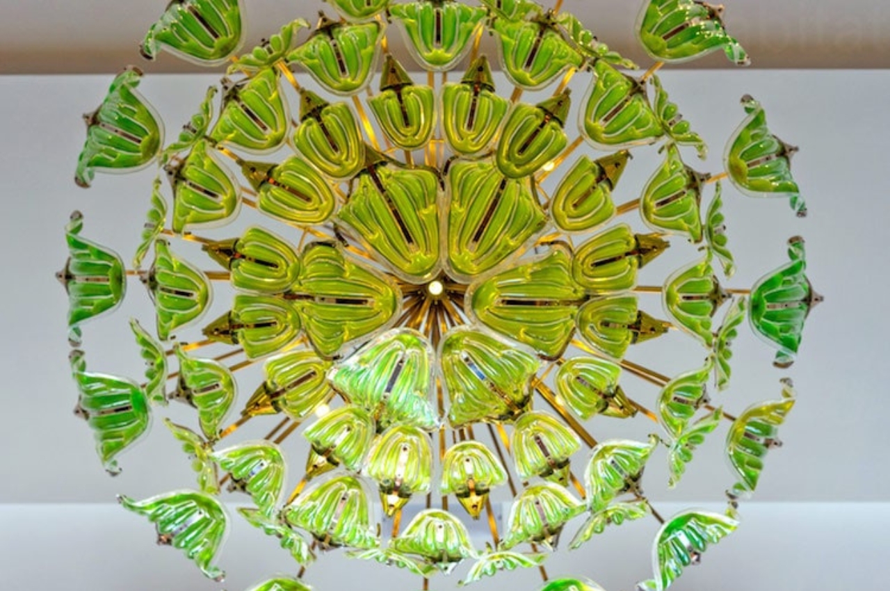 #Chandelier with glass leaves uses algae to serve as an air purifier