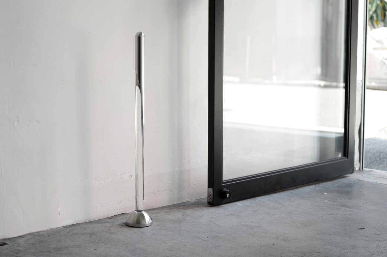 #Invisible shoehorn gives your back a break and blends into the background
