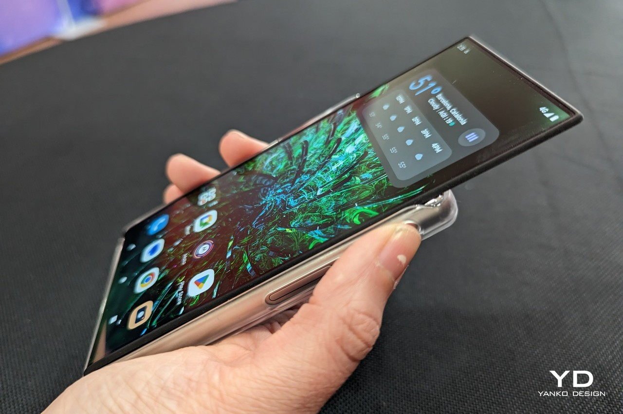 #Lenovo rollable phone and laptop at MWC 2023 paint an alternate future of flexibility