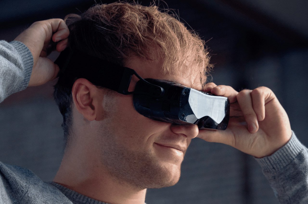 #Lightweight and compact, Beyond VR headset makes metaverse exploration ultra-comfortable