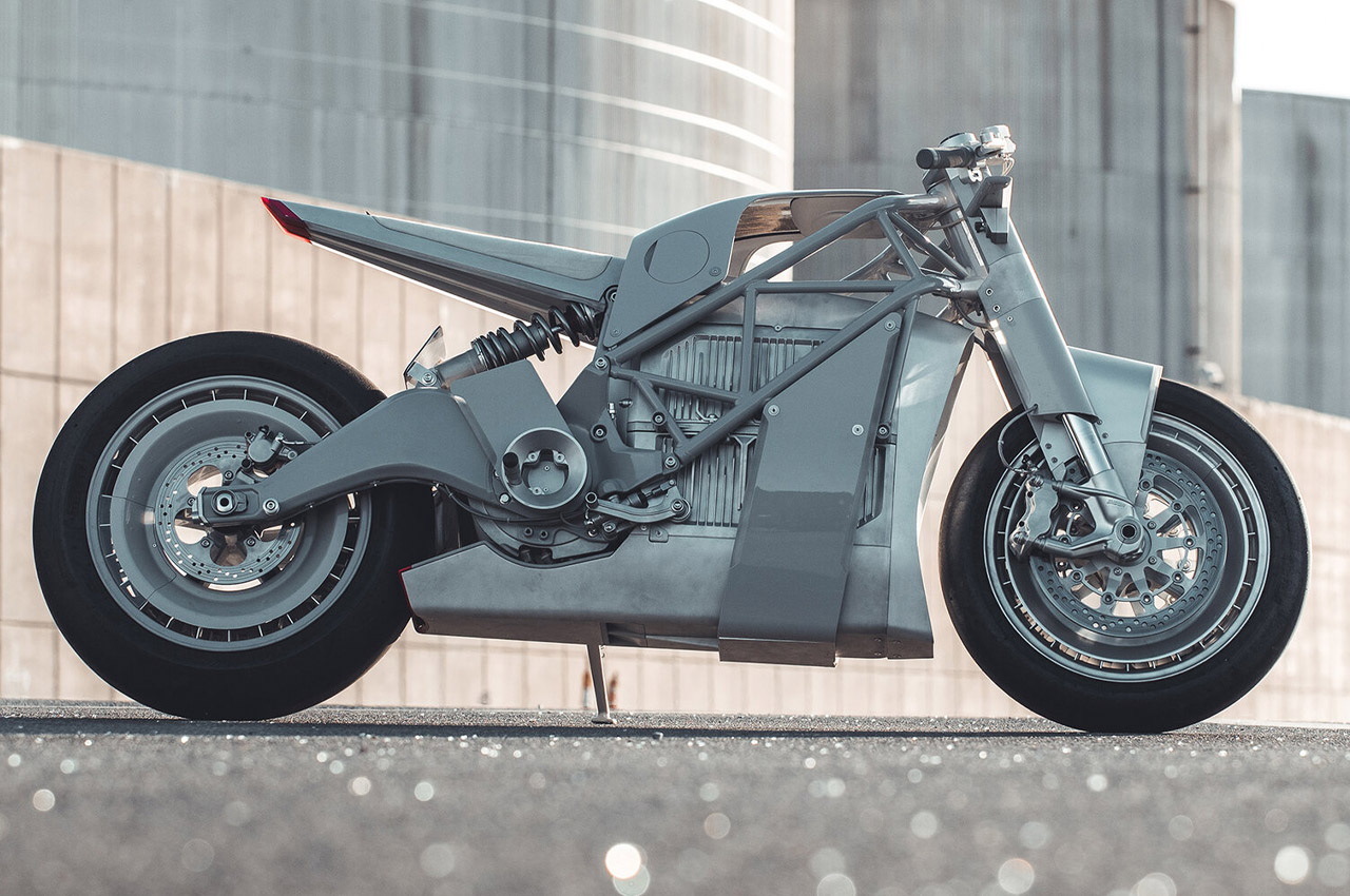 #Power-packed UMC-063 XP Zero electric motorcycle gives off jet aircraft vibes