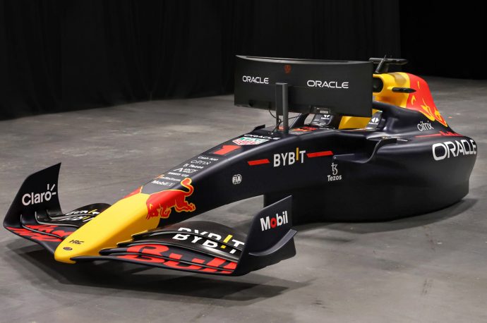 F1 Racing Simulator build from authentic Red Bull RB18 puts you right in the action