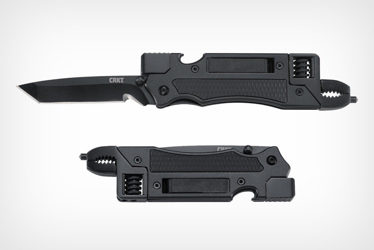 #A veteran designed this compact all-in-one multitool to be an incredibly versatile tactical EDC