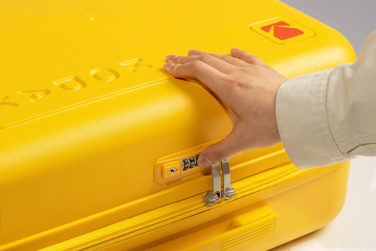 These KODAK travel cases let you have memorable ‘Kodak Moments’ by exploring the world