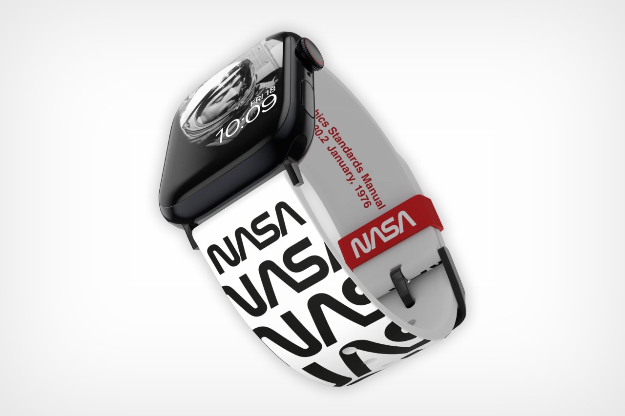 NASA-themed Apple Watch bands add a wonderful space-geek touch to your  smartwatch - Yanko Design