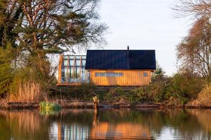 Caspar Schols builds the latest iteration of the popular Cabin Anna in a Dutch national park