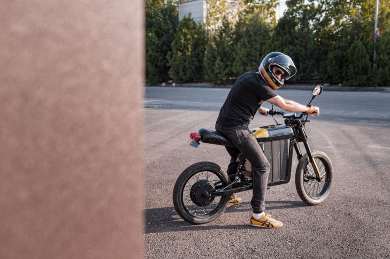 This sleek folding e-bike lets you ride up to 200km on a single charge