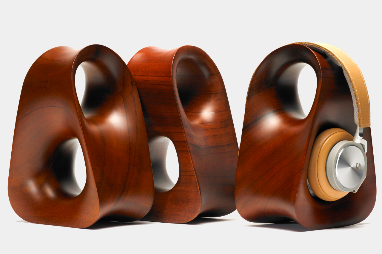 Wooden headphone holder is also a magnificent piece of sculptural