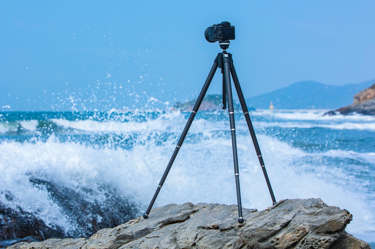 #This automatic self-leveling tripod is the photography world’s biggest game-changing innovation