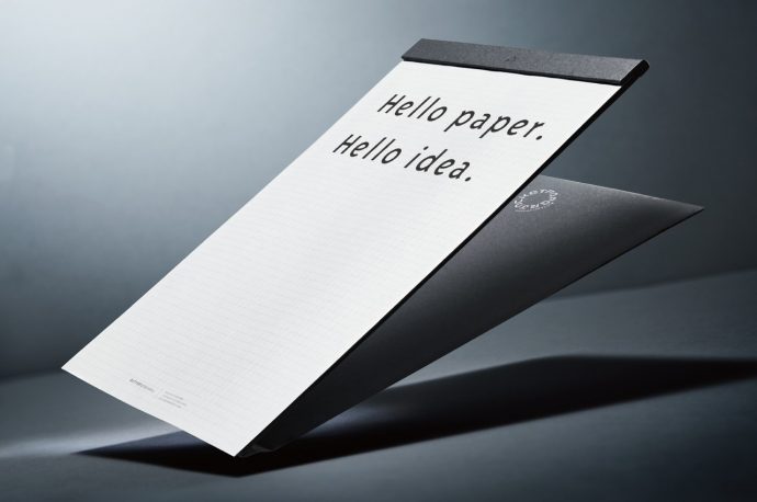 This minimalist snap binding clipboard lets you effortlessly use your favorite paper everywhere