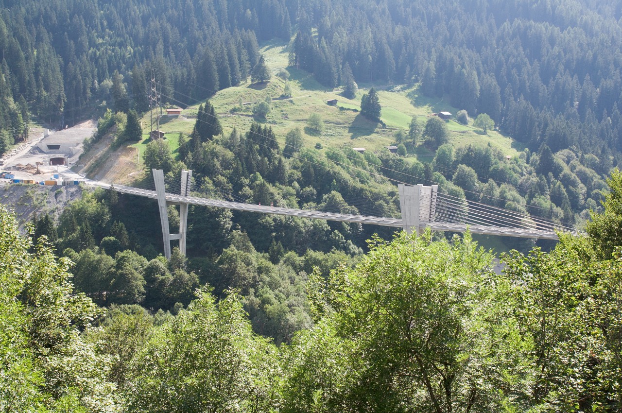 20 Spectacular Bridges Of The World