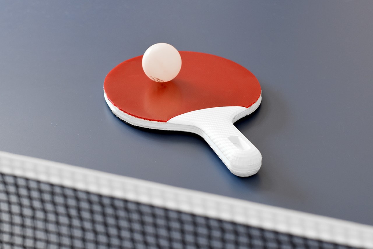 Clever Table Tennis racket lets you add weights to its hollow handle for better control