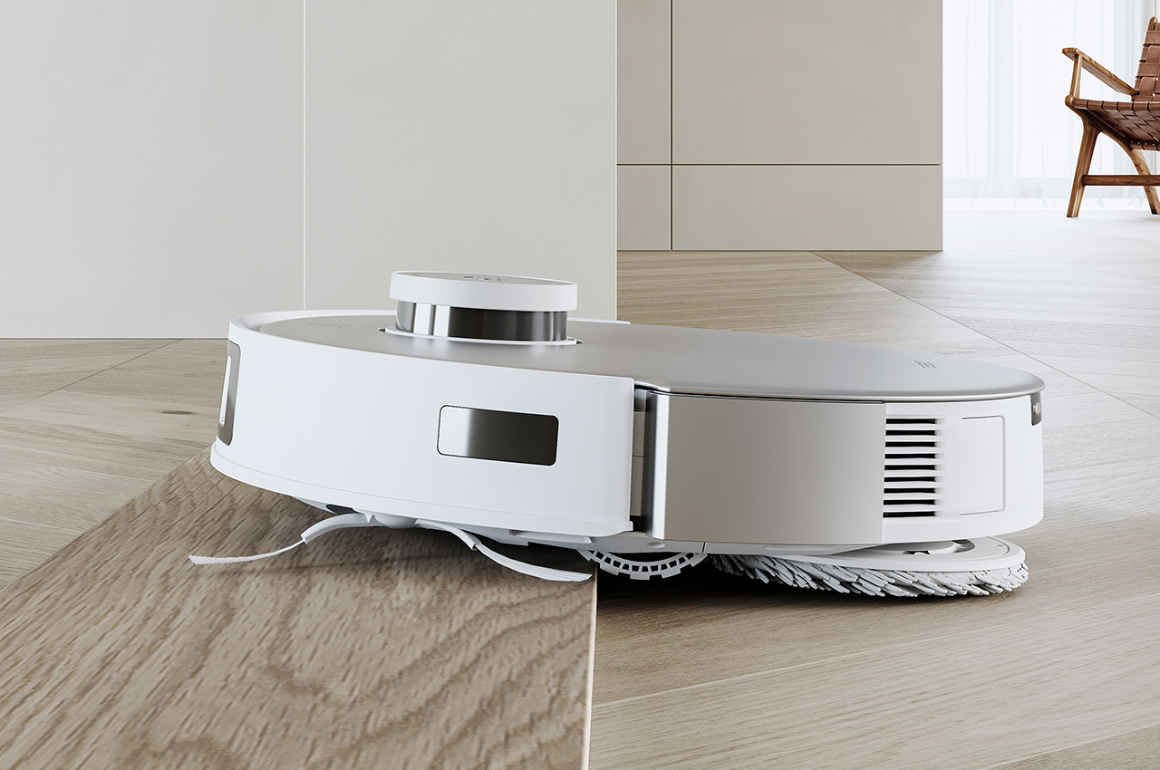 #ECOVACS DEEBOT T20 OMNI robot vacuum’s advanced mopping tech cleans floors, protects carpets