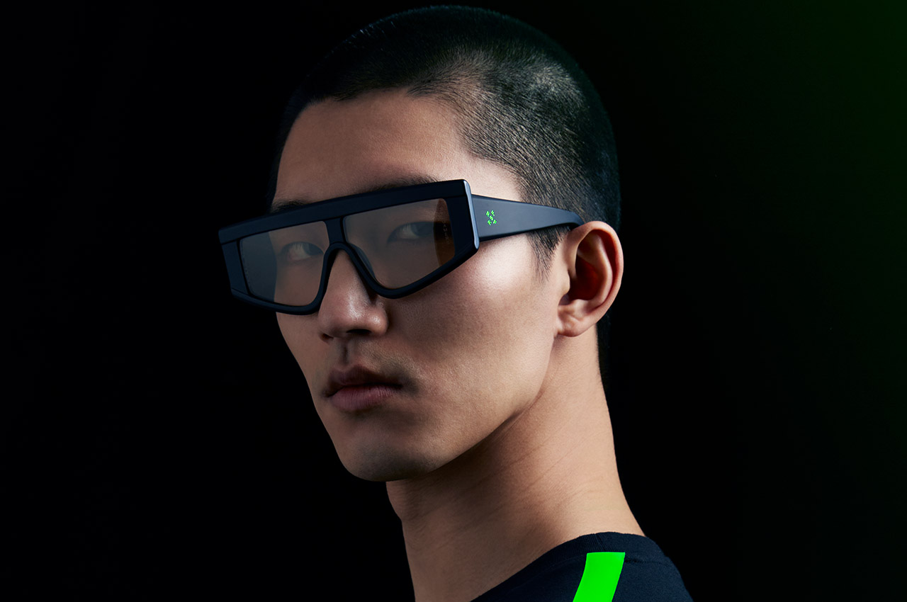 #Razersuperfuture photochromic sunglasses is for fashion-conscious gamers