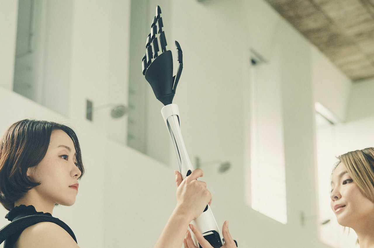 These wearable robotic limbs are a sneak-peak of future cyborgs in the making