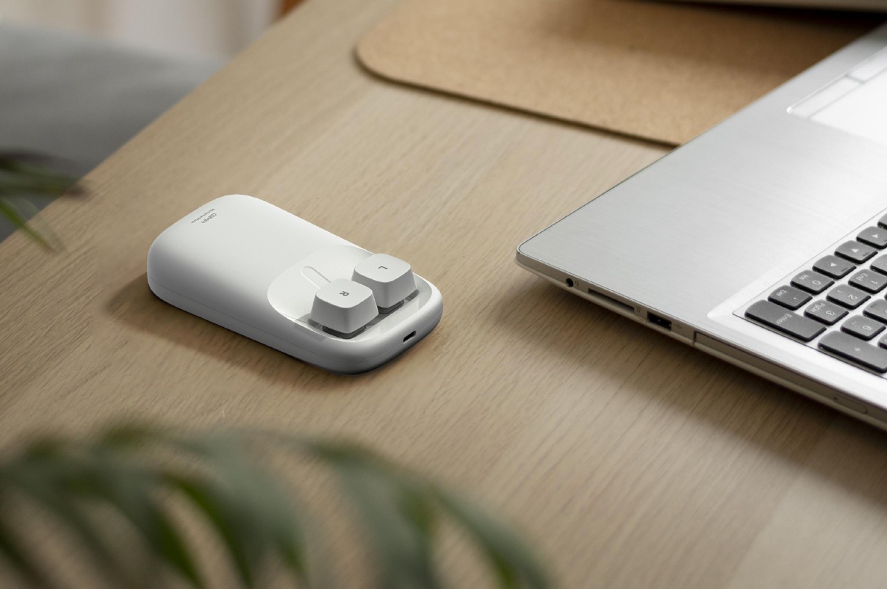 #This quirky mouse redesign reuses mechanical keyboard parts for buttons