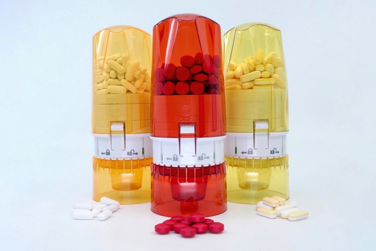 #Cleverly Designed Pill-Bottle With Gumball Mechanism Will Dispense a Single Pill Every Time You Press Down