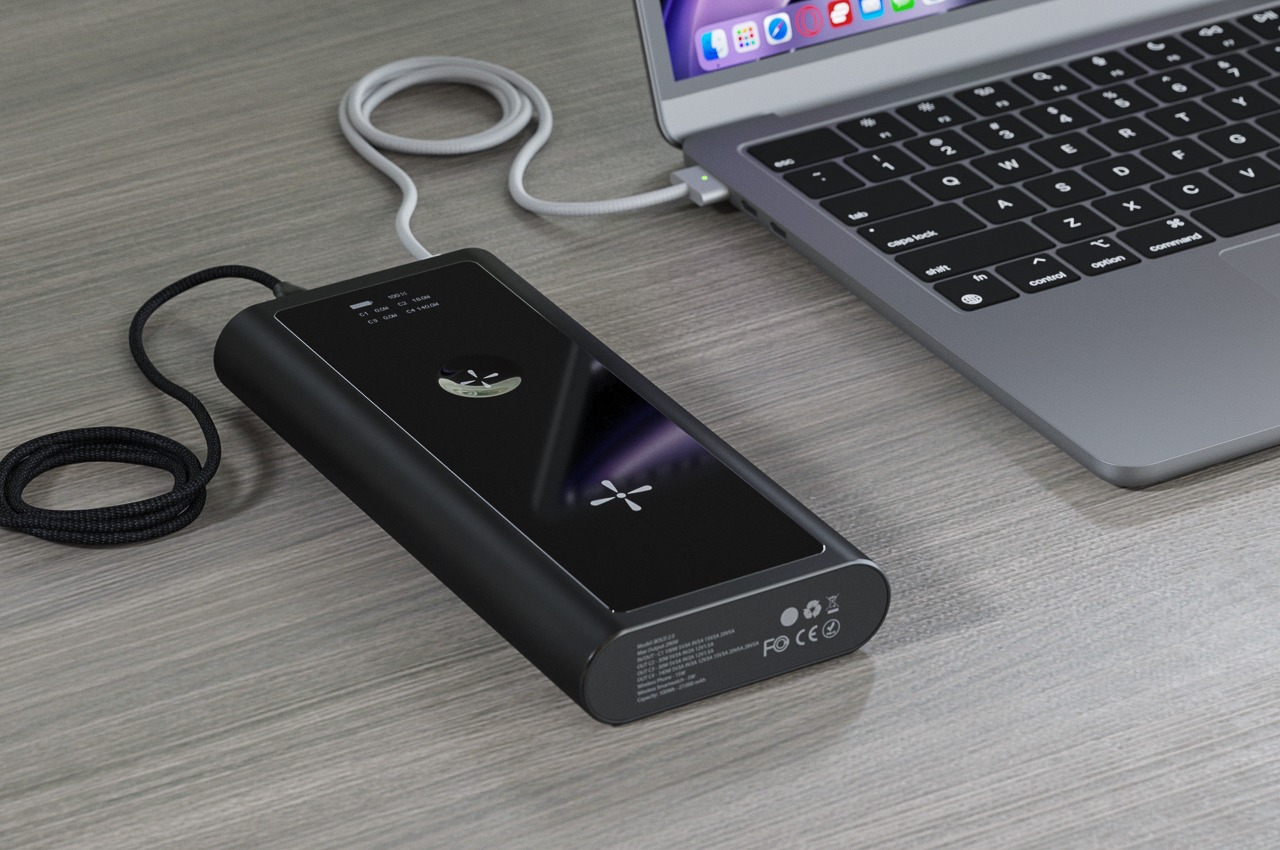 #World’s Fastest Graphene Power Bank Charges Your Phone and Laptop in a Flash