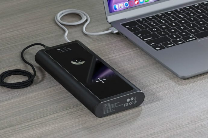 Here’s Why Your Next Power Bank Should Be Made From Graphene Instead of Regular Lithium