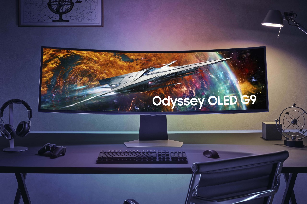 https://www.yankodesign.com/images/design_news/2023/06/how-the-samsung-odyssey-oled-g9-monitor-helps-level-up-your-gaming-and-productivity/samsung-odyssey-oled-g9-1.jpg