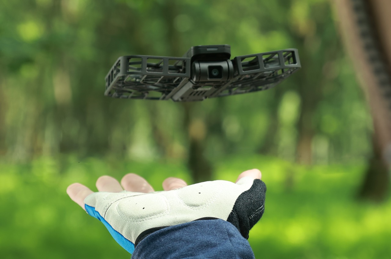 #How to unlock the power of incredible selfies with this $299 hovering selfie drone camera