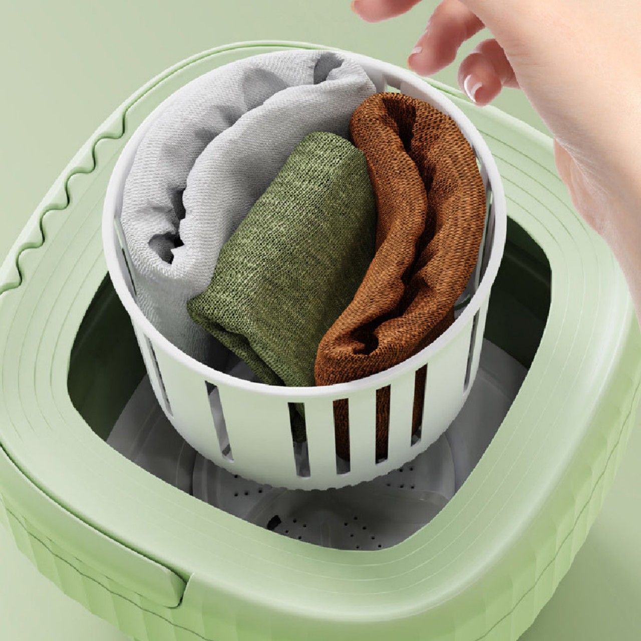 This portable clothes dryer + sanitizer is the perfect accessory for those  who can't wait to start traveling! - Yanko Design