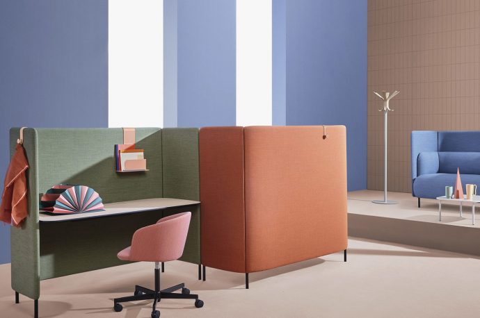 Buddyhub Desk is the perfect private sound-absorbing cocoon for long hours of focused work