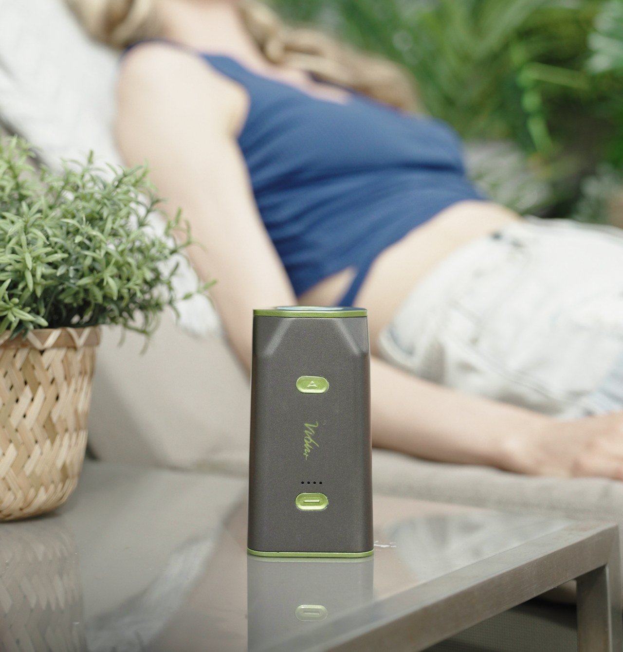 The Secret To A Mosquito-Free Out of doors Expertise Lies In This Easy Palm-Sized Diffuser – Yanko Design