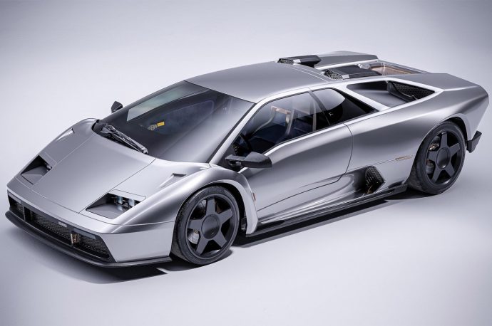 Eccentrica’s Restomod Lamborghini Diablo is modernized supercar retaining the original’s silhouette