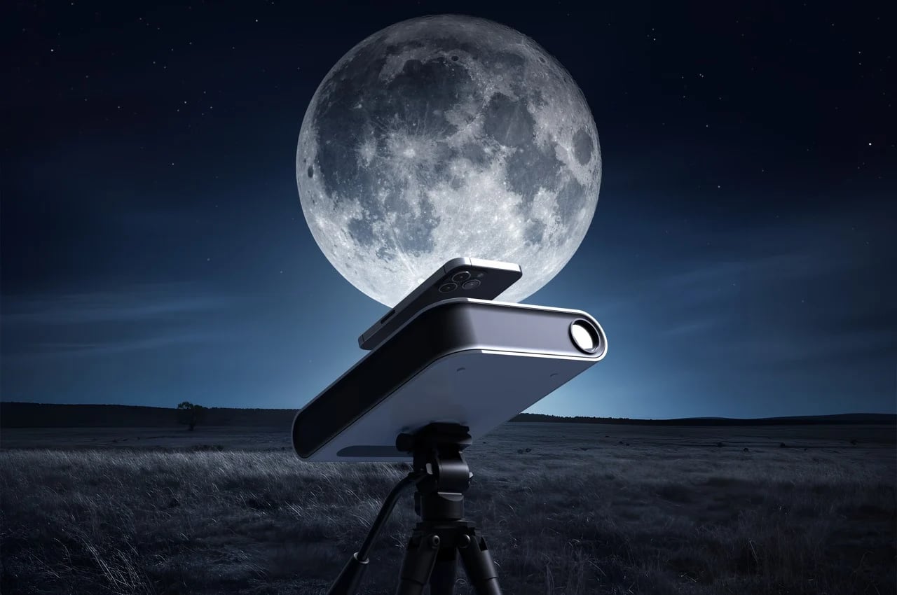 #This smartphone-powered telescope brings the joy of exploring the heavens to everyone