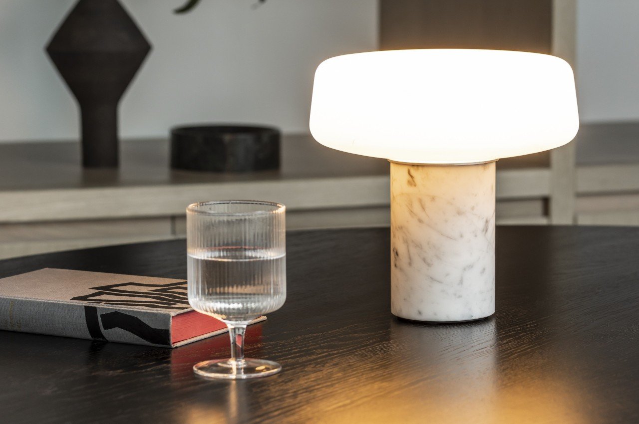 #This beautiful table lamp of marble and glass is a piece of art you can place anywhere