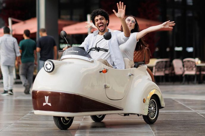 This Vespa dupe has the retro-modern looks to kill but disappoints with underpowered electric motor