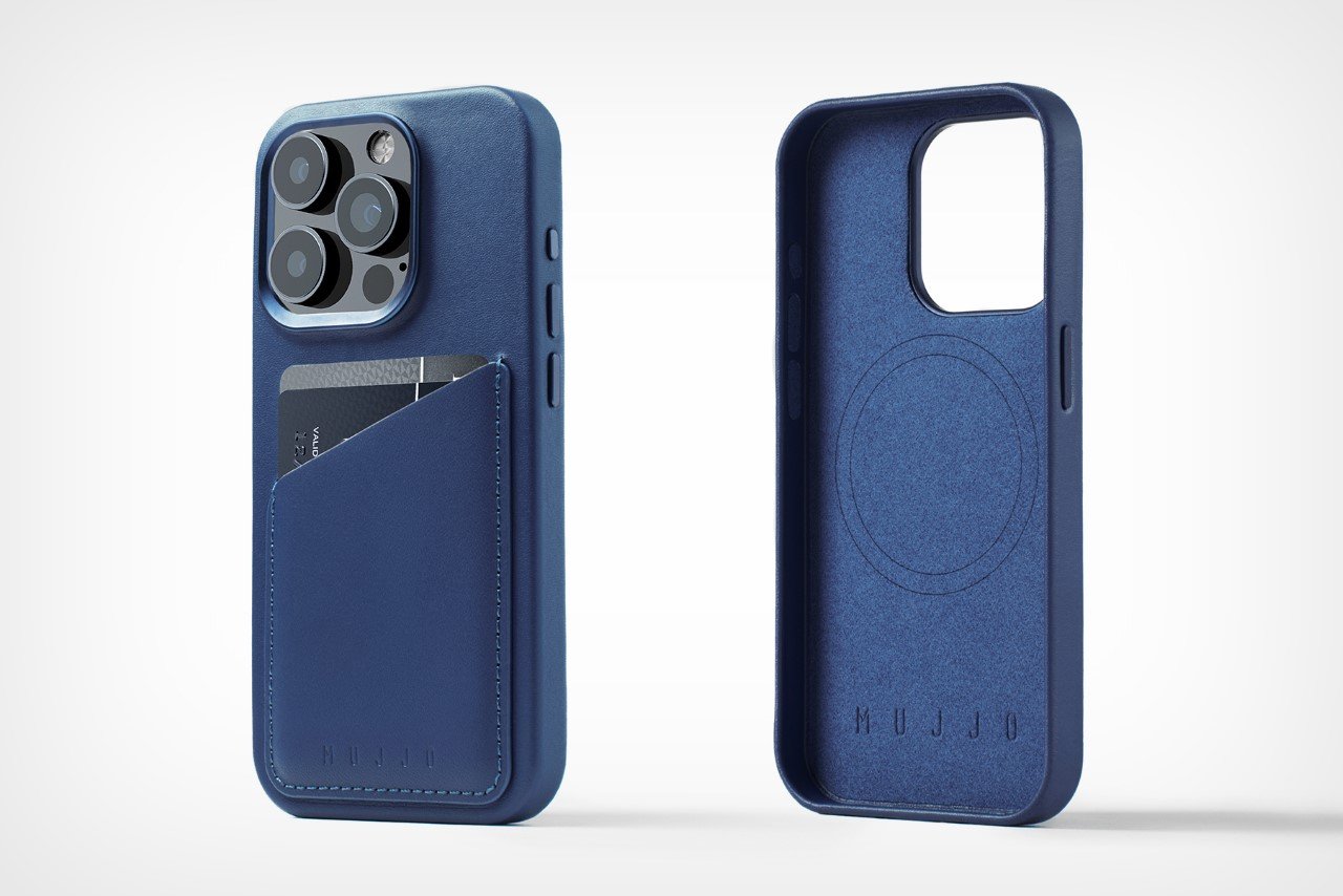 Mujjo's Full Leather Wallet Case for the Apple iPhone 15 Pro