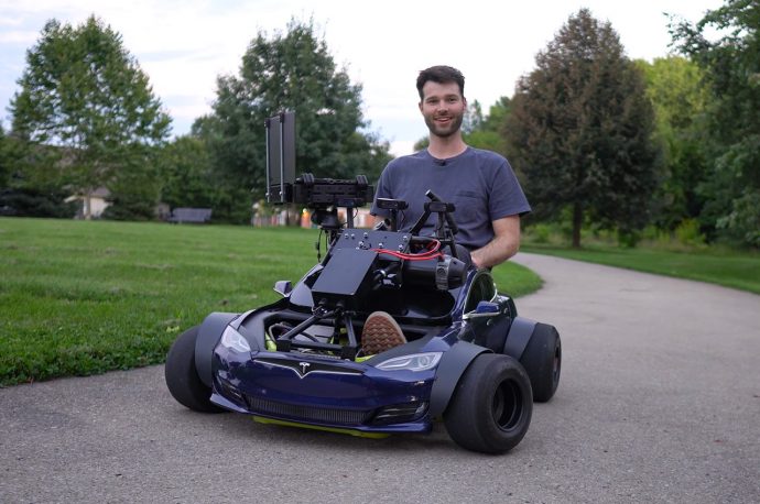 DIYers Electric Mini Tesla employs Logitech webcams and machine learning to navigate semi-autonomously