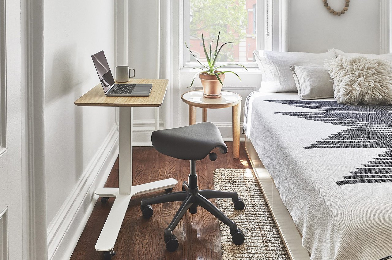 #This Mini Height-Adjustable Desk Is The Ultimate Space-Saving Furniture For Your Home Office