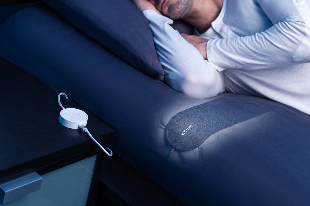 #This sleep-enhancing bed accessory uses vibrations to improve your sleep and wake up energized